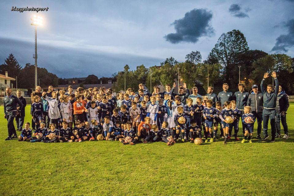 Ragazzi pronti a tornare in campo, festa sul campo della Pro Gorizia